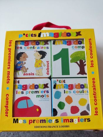 Livres imagiers cubes