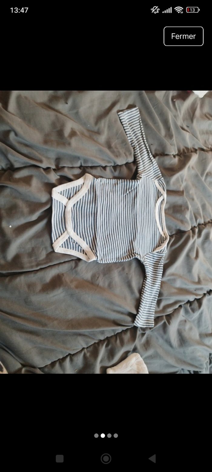 Bodies manche longue bébé taille 6 mois - photo numéro 2