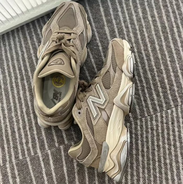 New Balance 9060 Marron 41.5 - photo numéro 3