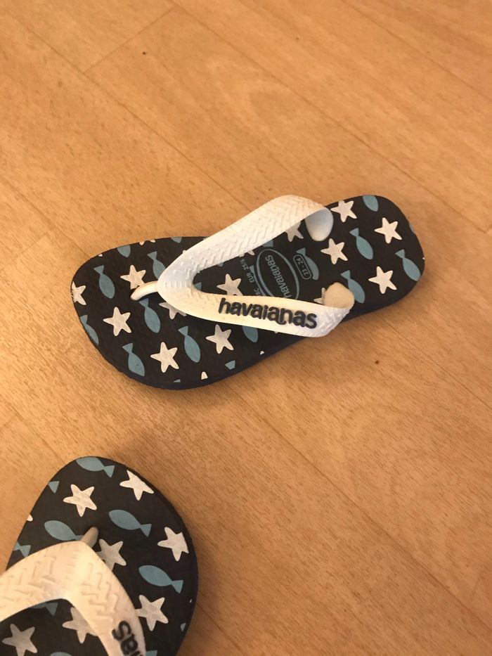 Tongs pointure 23/24 - photo numéro 2