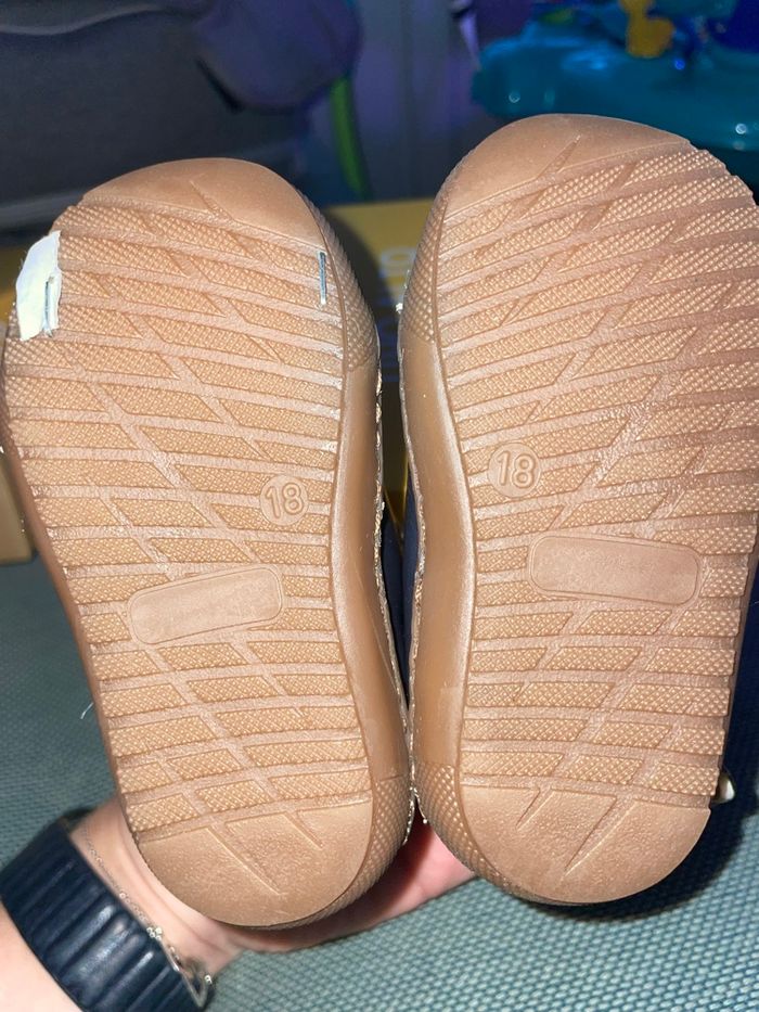 Chaussure taille 18 - photo numéro 2