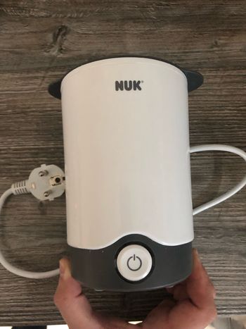 Chauffe biberon nuk