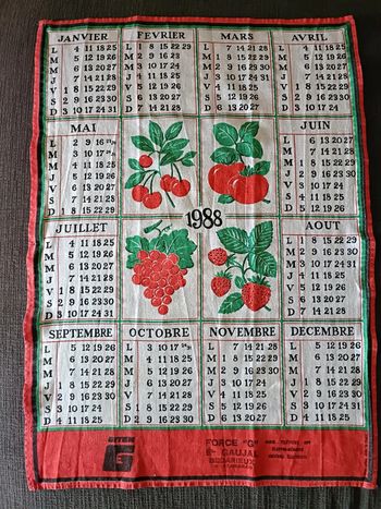 Torchon vintage calendrier 1988