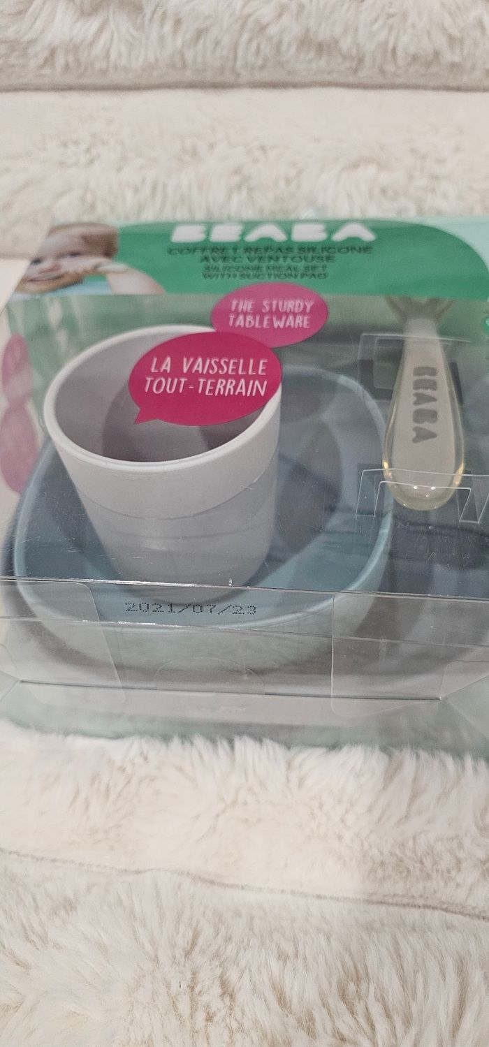 Coffret repas en silicone avec ventouse bleu BEABA neuf - photo numéro 2