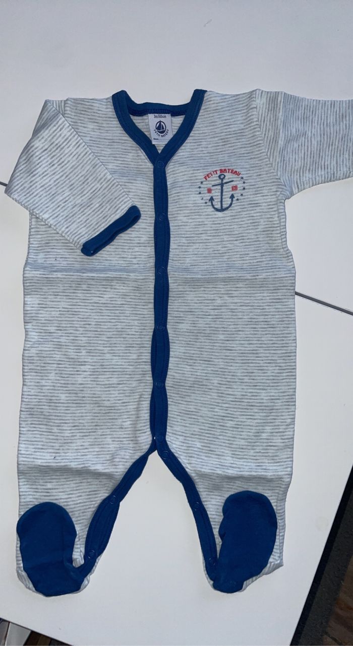 Pyjamas - photo numéro 2