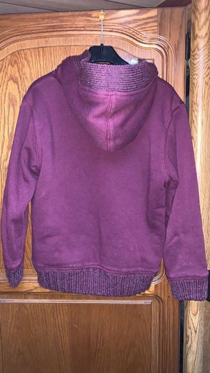Pull a bouton renfourer 8 ans - photo numéro 2