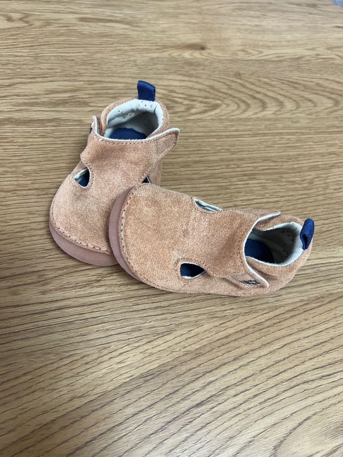 Chaussure à mémoire de forme