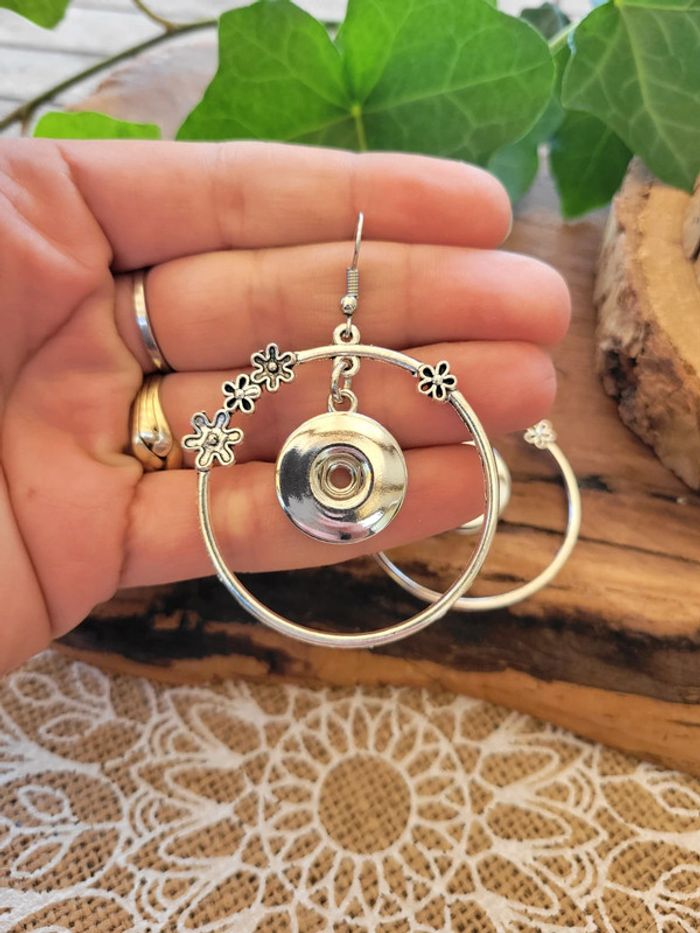 Boucles d'oreilles fantaisies fleurs  pour chunk pour bouton pression - photo numéro 4