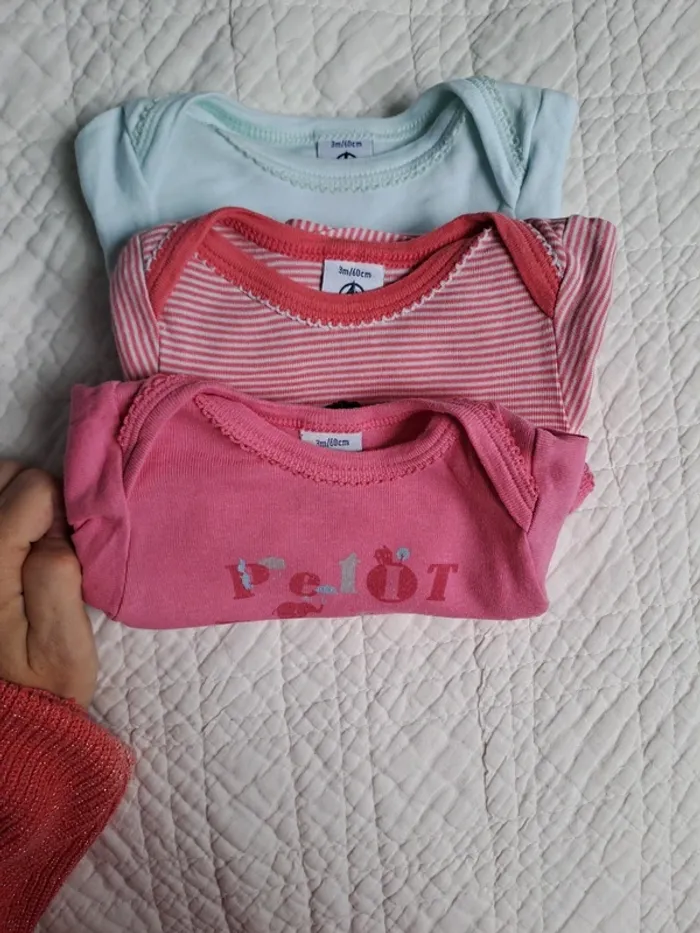 Lot 3 bodies Petit bateau manches longues