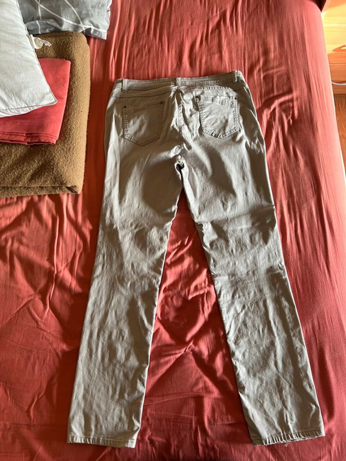 Pantalon beige - photo numéro 3