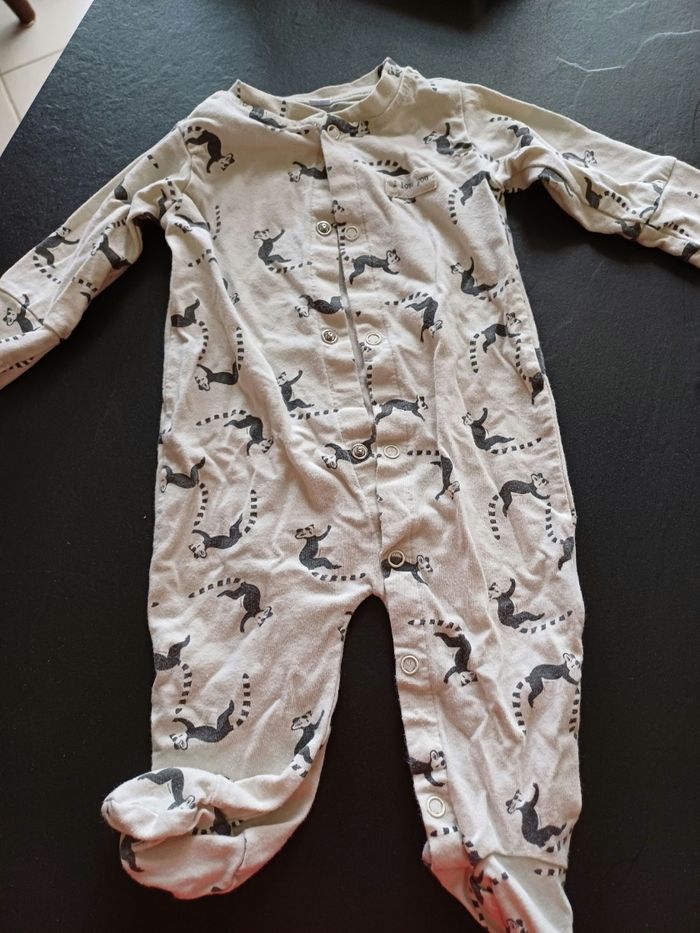Lot 4 pyjamas 1 mois - photo numéro 5