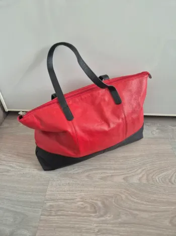 Grand sac cabas en cuir rouge Hexagona