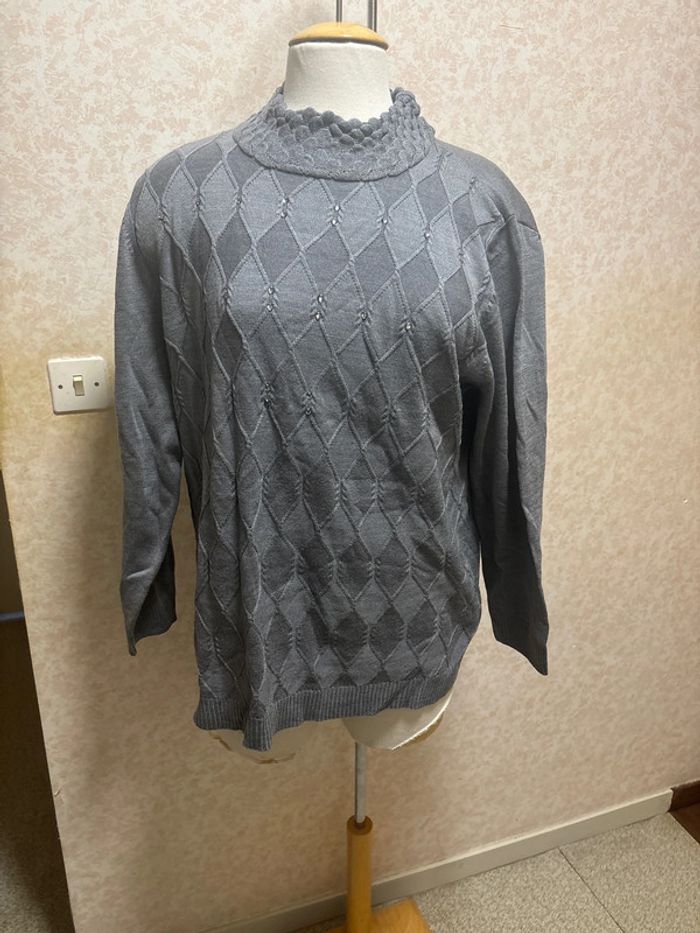 Pull à strass taille 48