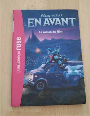 Livre en avant