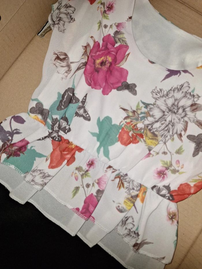 Robe fleurs papillon - photo numéro 2