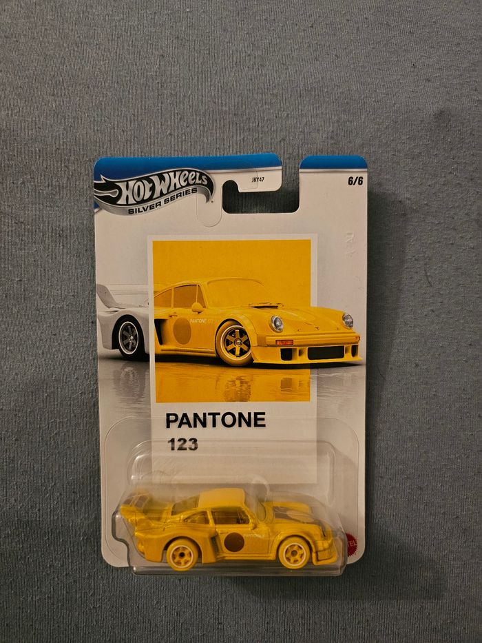 Hot Wheels Pantone Porsche