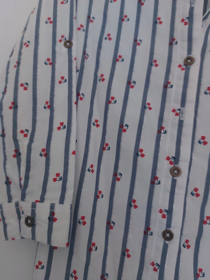 Chemise cerises lili marelle 8 ans Neuve sans étiquette - photo numéro 3
