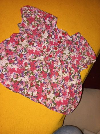 Blouse fleurie d'été 12 mois a 24 mois