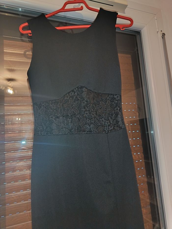 Robe noir - photo numéro 2