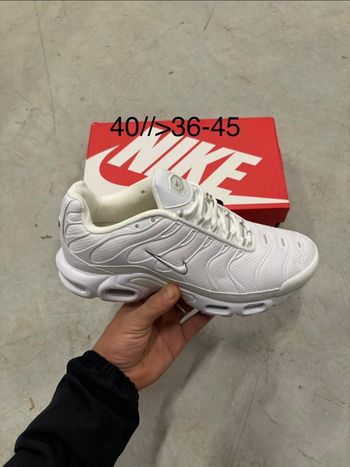 Tn blanche White 37