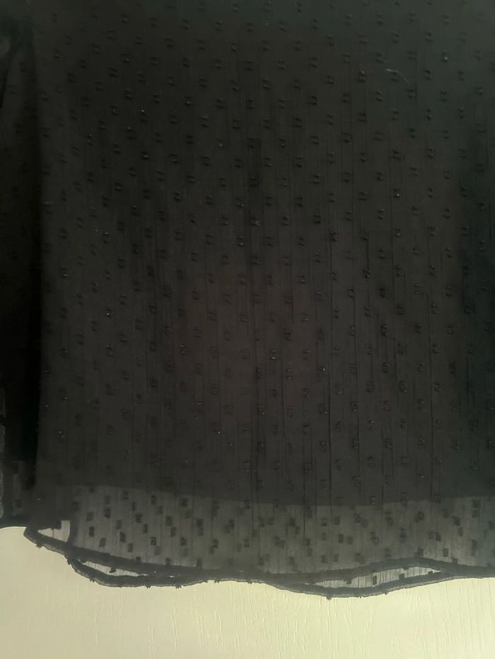 Top h et M taille 10/11 ans - photo numéro 3