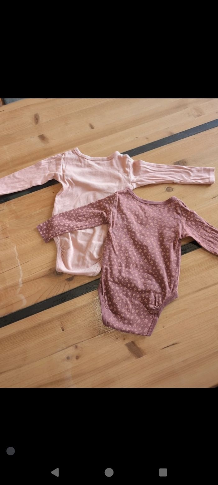 Lot de 2 bodies cache-cœur fille 6-12 mois - photo numéro 4