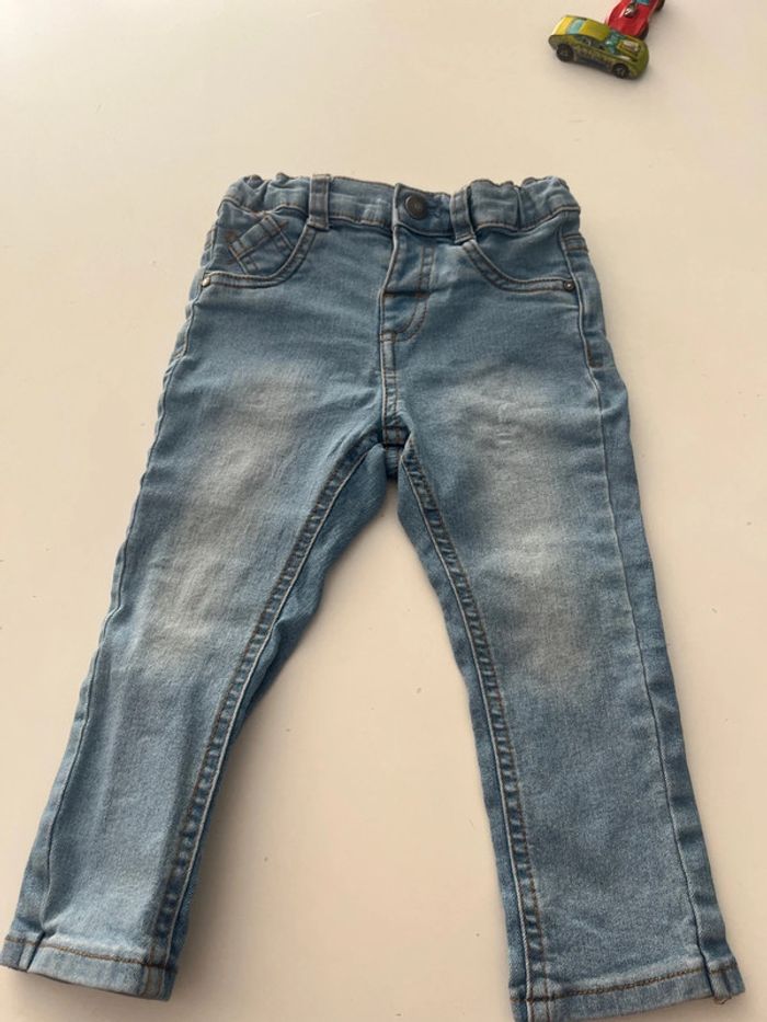 Jeans kiabi 24 mois