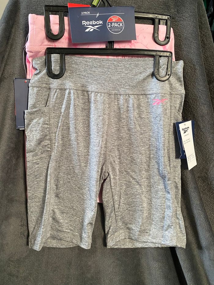 Lot de 2 shorts 14/15 ans de marque reebok neuf - photo numéro 2