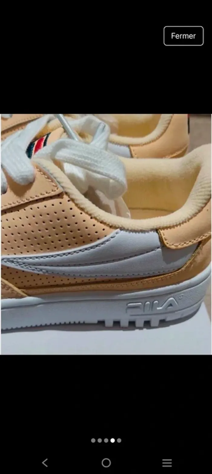 Sublimes baskets ou sneakers femme de marque Fila pointure 38 - photo numéro 4