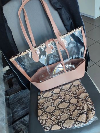 Superbe ensemble sac a main + pochette assortie