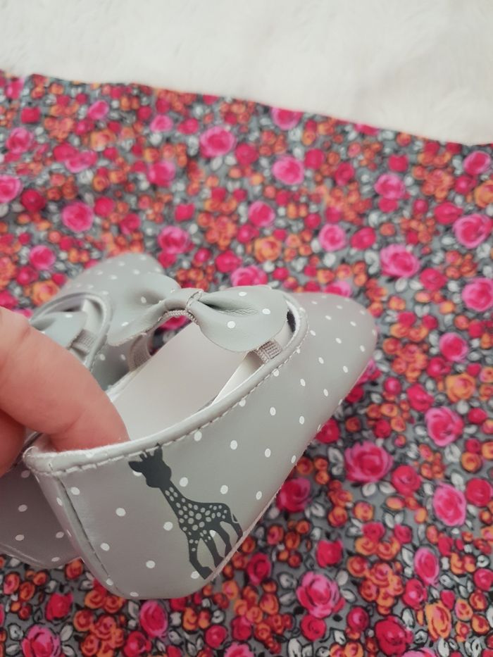 Chaussures Sophie la girafe NEUVES - photo numéro 8