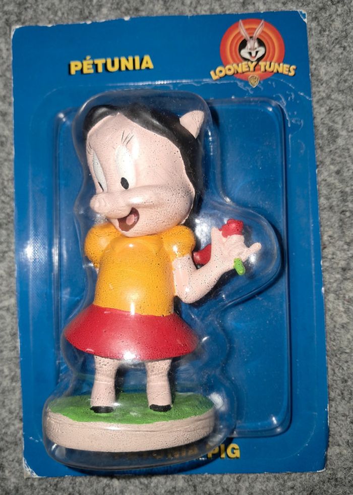 Figurine Looney Tunes Pétunia - photo numéro 2
