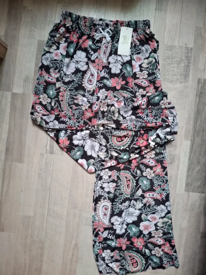 Pantalon palazzo fleurie - photo numéro 4