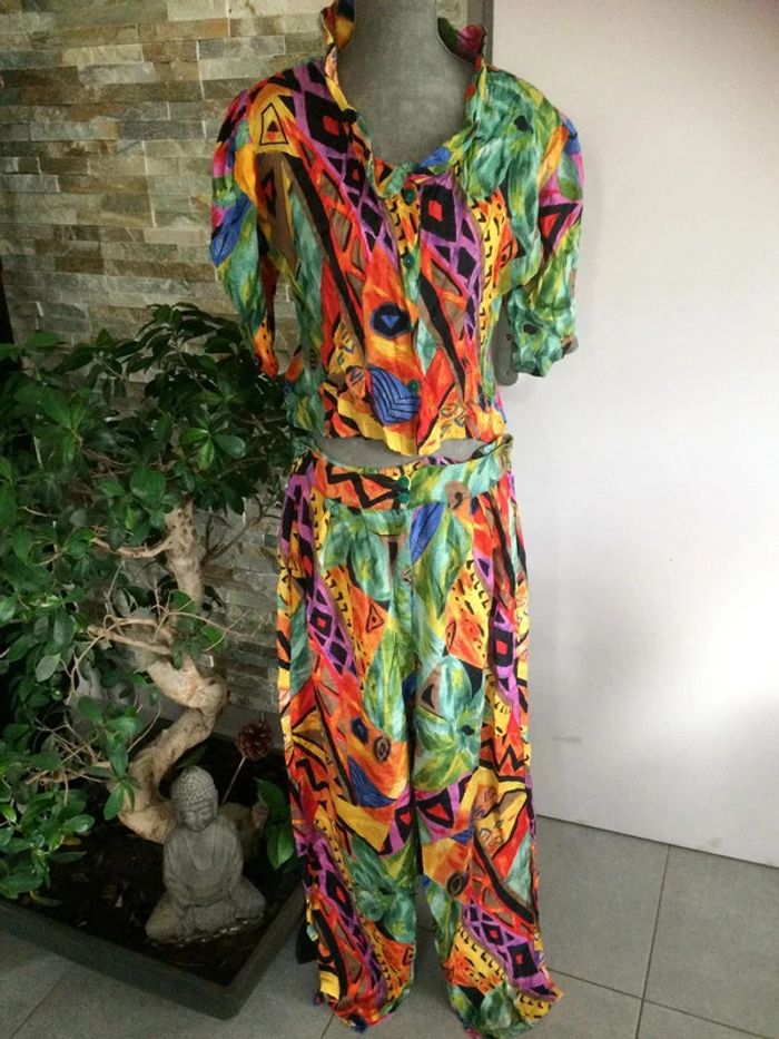 Ensemble coloré vintage