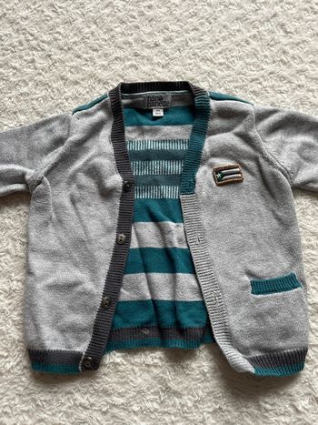 Gilet fin taille 12 mois