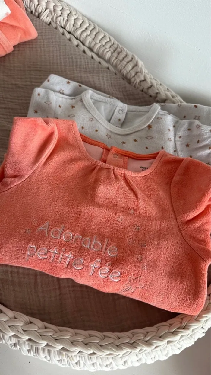 Lot de 9 pyjamas - photo numéro 3