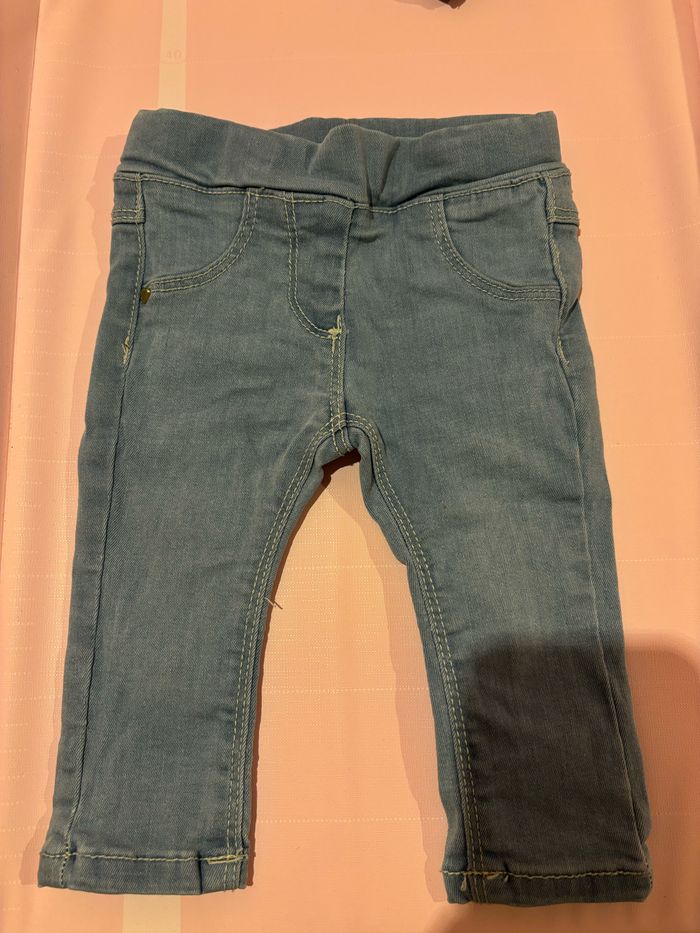 Jeans 6 mois tape à l’œil