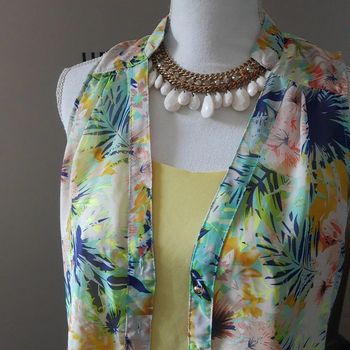 Chemise longue imprimée motifs fleuris taille M/L