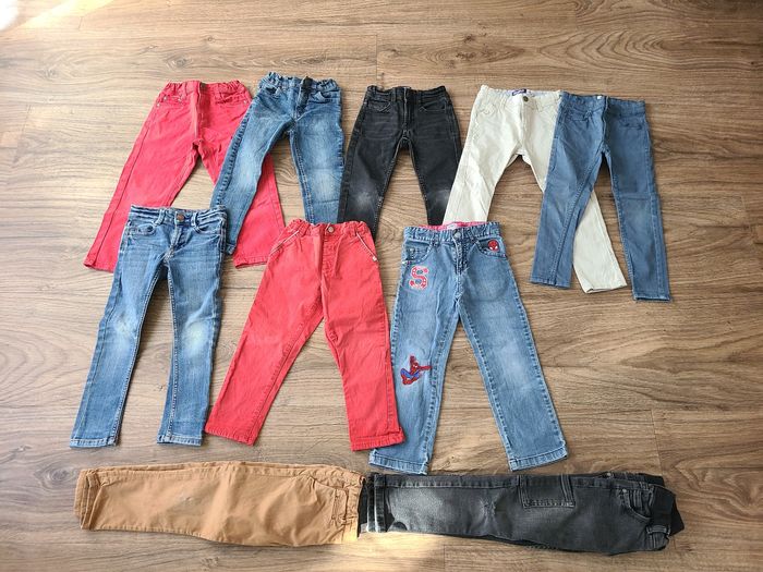 Lot de 10 pantalons 4 ans - photo numéro 2