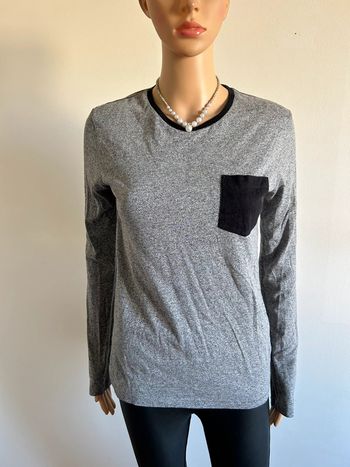 Haut gris et noir à manches longues Bizzbee taille XS TBE