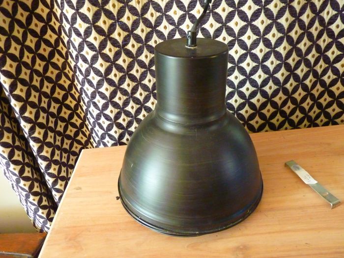 Lustre Maison du Monde metal industriel style usine luminaire TBE - photo numéro 4