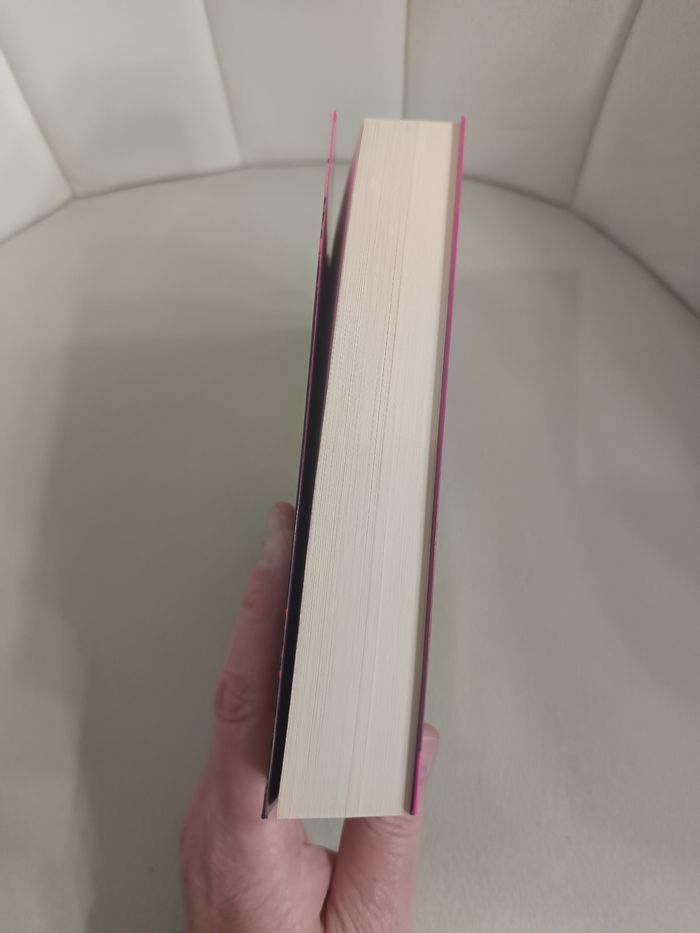 Livre " Nés à minuit tome 3 " - photo numéro 5