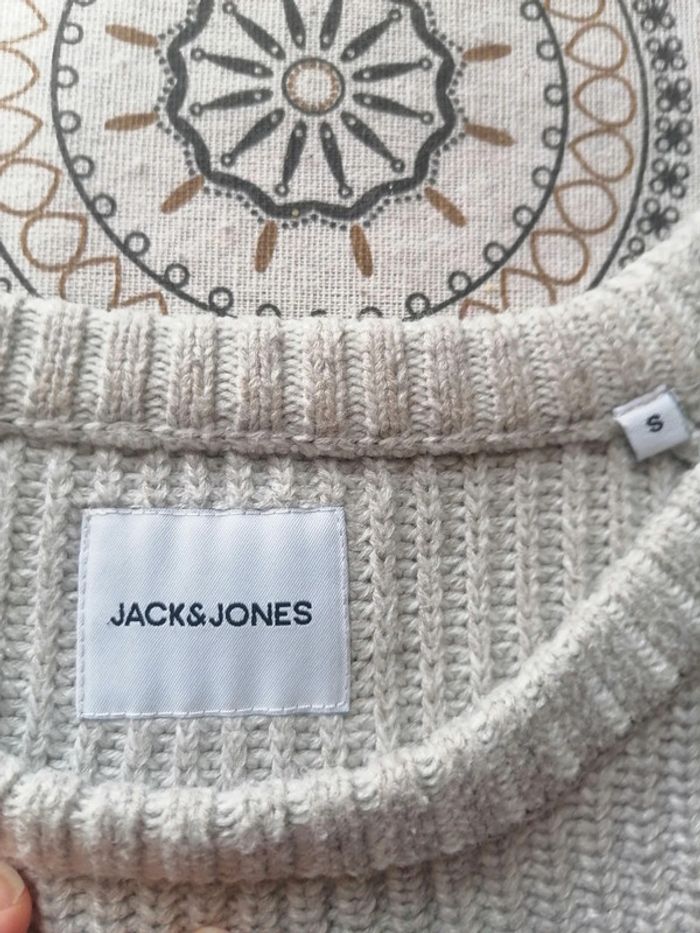 Pull Jack & Jones taille S - photo numéro 3