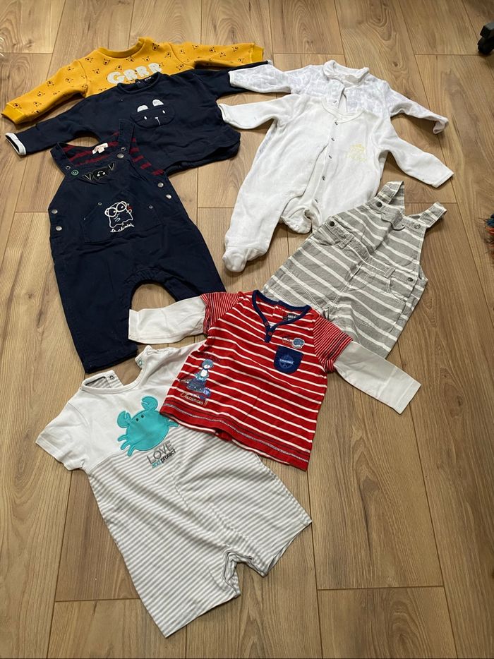 Lot vêtements bébé garçon 9 mois - photo numéro 2