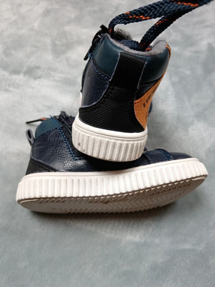 Chaussure pointure 21 - photo numéro 4