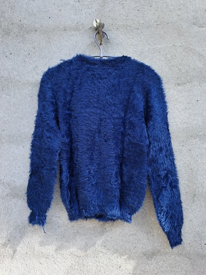 Pull d'hiver bleu - photo numéro 2