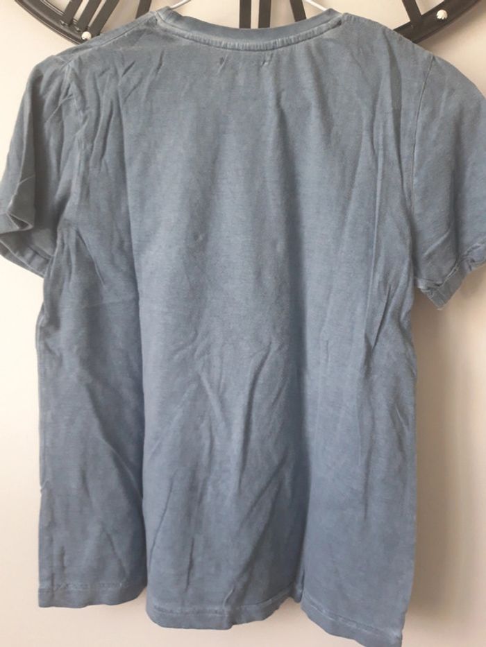 Tee-shirt bleu - photo numéro 4