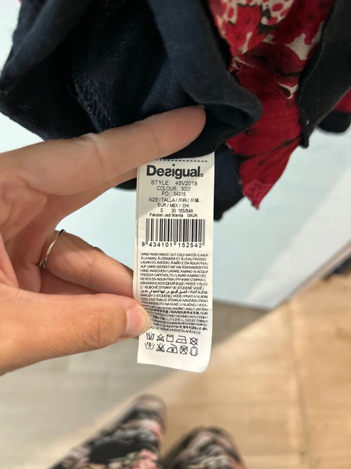 Robe Desigual taille S - photo numéro 4