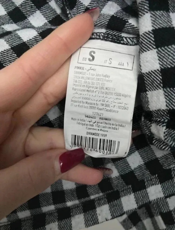 Chemise courte chaude - photo numéro 9