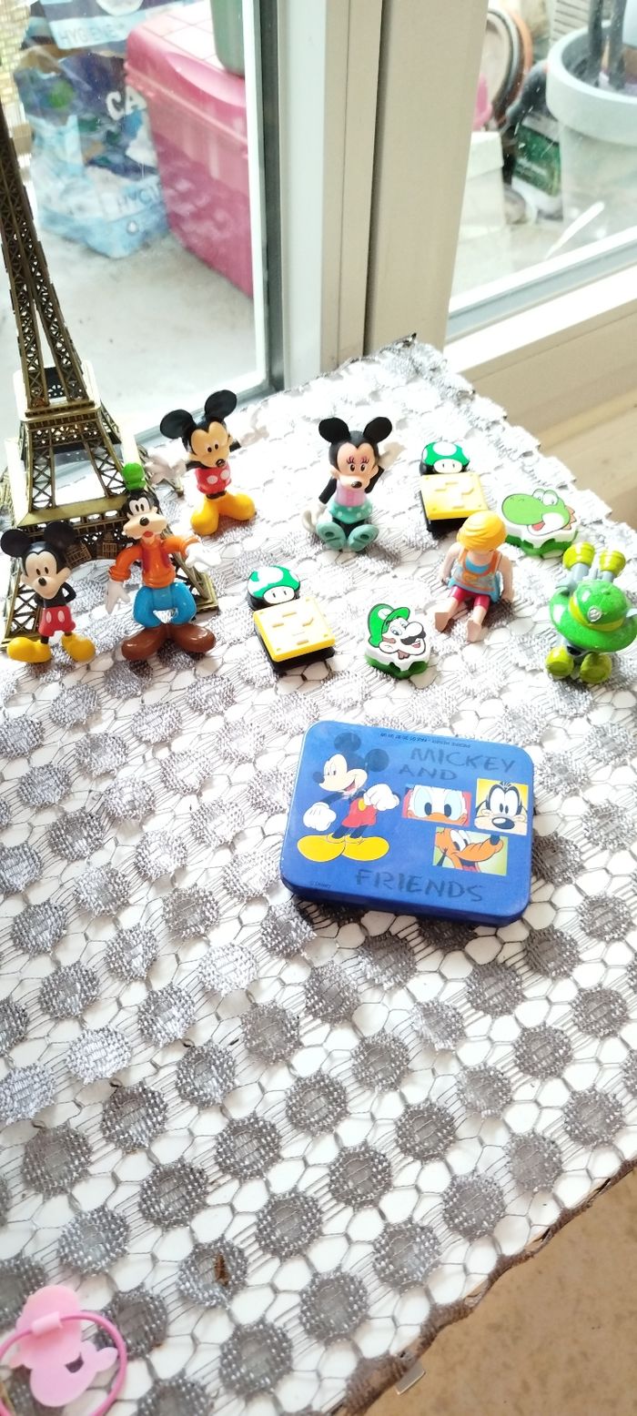 Lot petite figurine Disney et autres Mario ect...🏀 - photo numéro 4